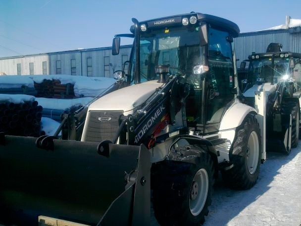 Экскаватор-погрузчик Hidromek HMK102B