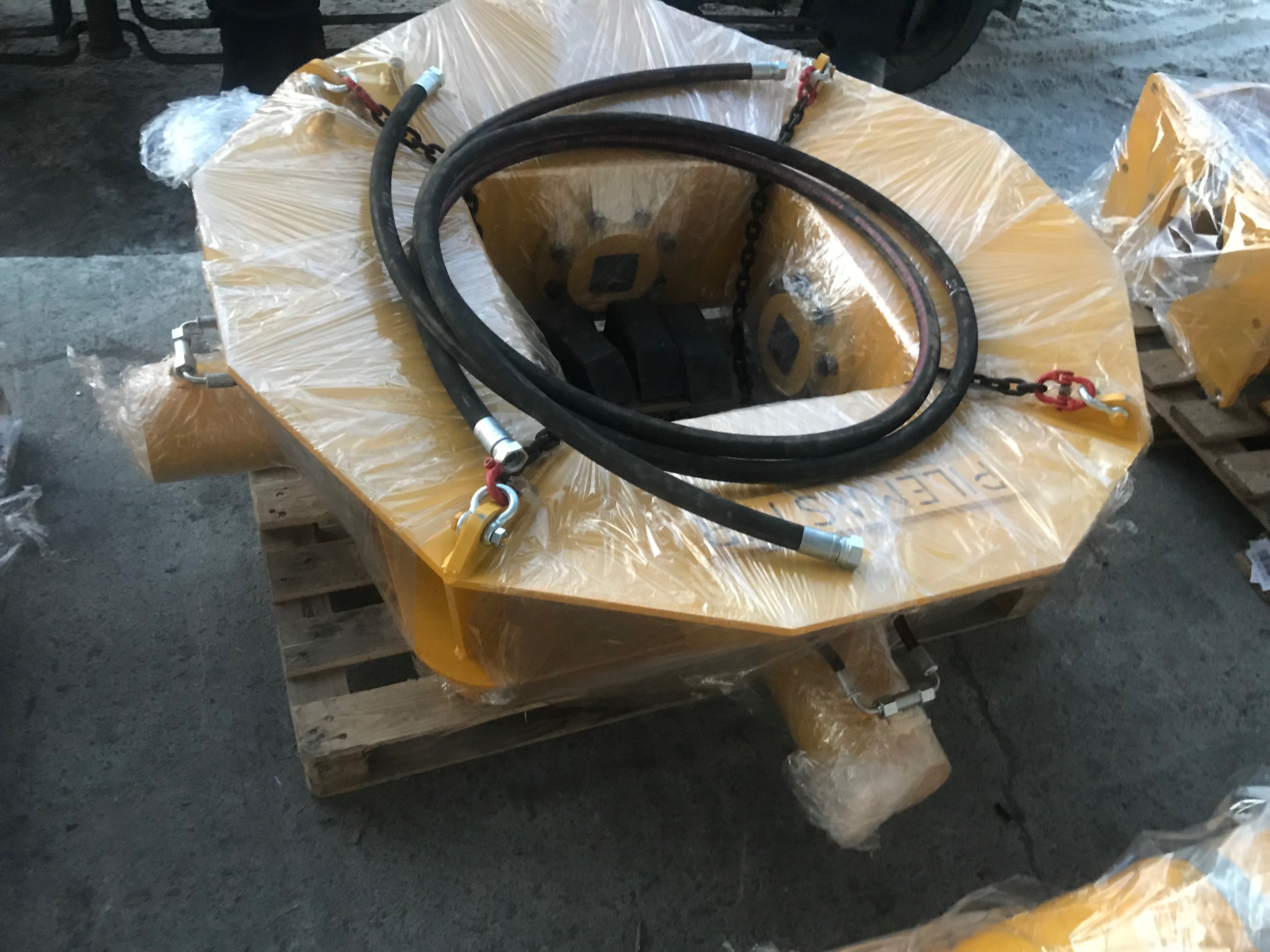 PILEMASTER TYPE II оборудование для сбрубки свай
