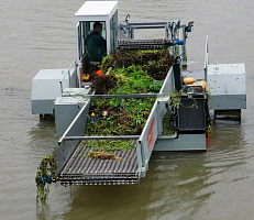 Комбайн для очистки водоемов Pilemaster ET11